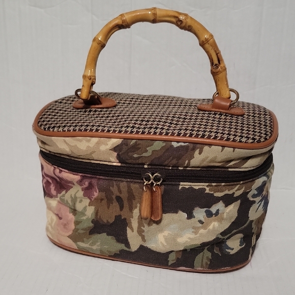 Avon Other - Avon Floral vintage Makeup Bag with Bamboo Handle GVC